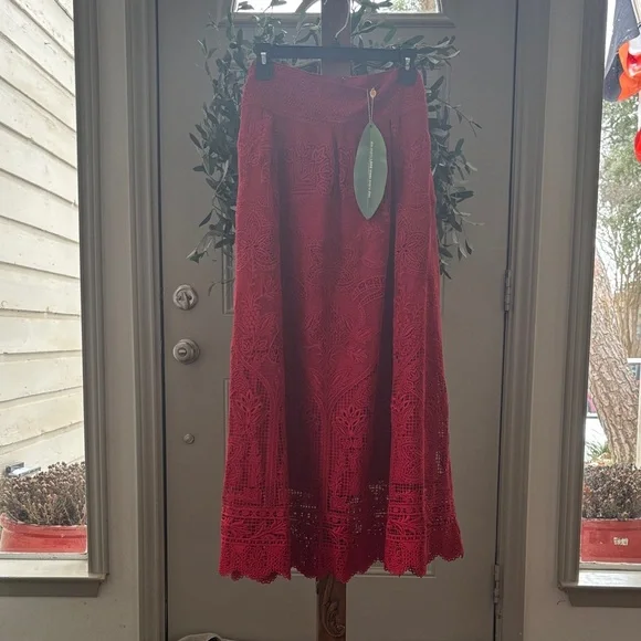 NWT FARM Rio Red Guipure Boho Garden Skirt - Picture 6 of 6